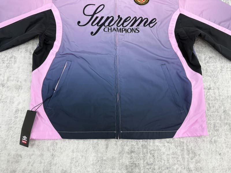 Jaqueta Supreme x Umbro Gradient Track Pink