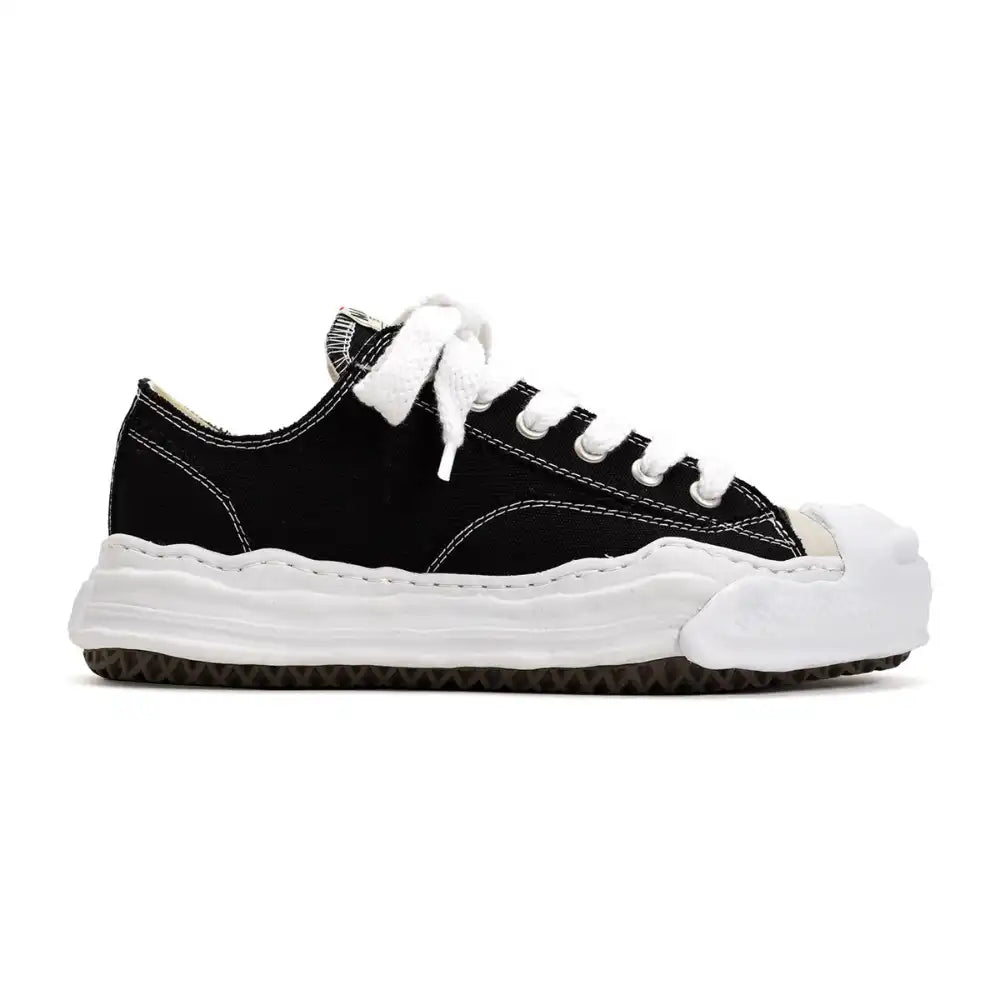 Maison Mihara Yasuhiro Hank OG Sole Canvas Low Black Maison Mihara Yasuhiro Hank OG Sole Canvas Low Black