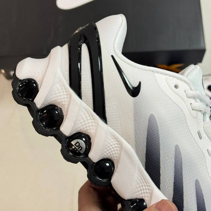 Nike Air Max Dn8 White Black
