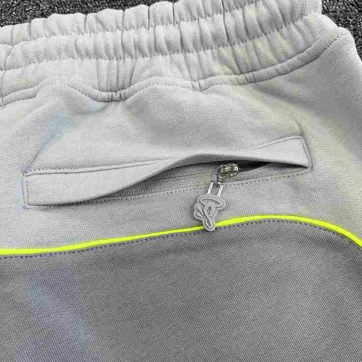 Conjunto Synaworld Pipe Hoodie & Shorts