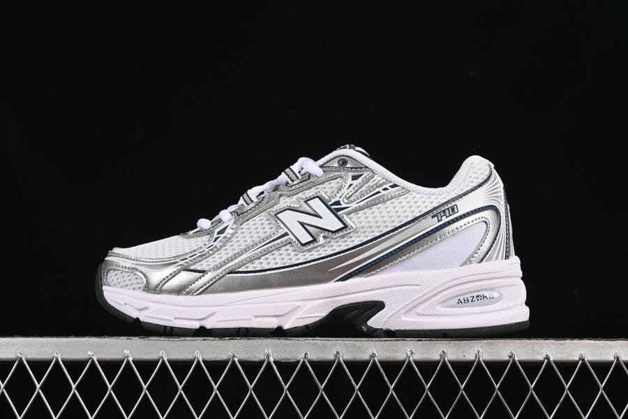 New Balance 740 White Silver Metallic