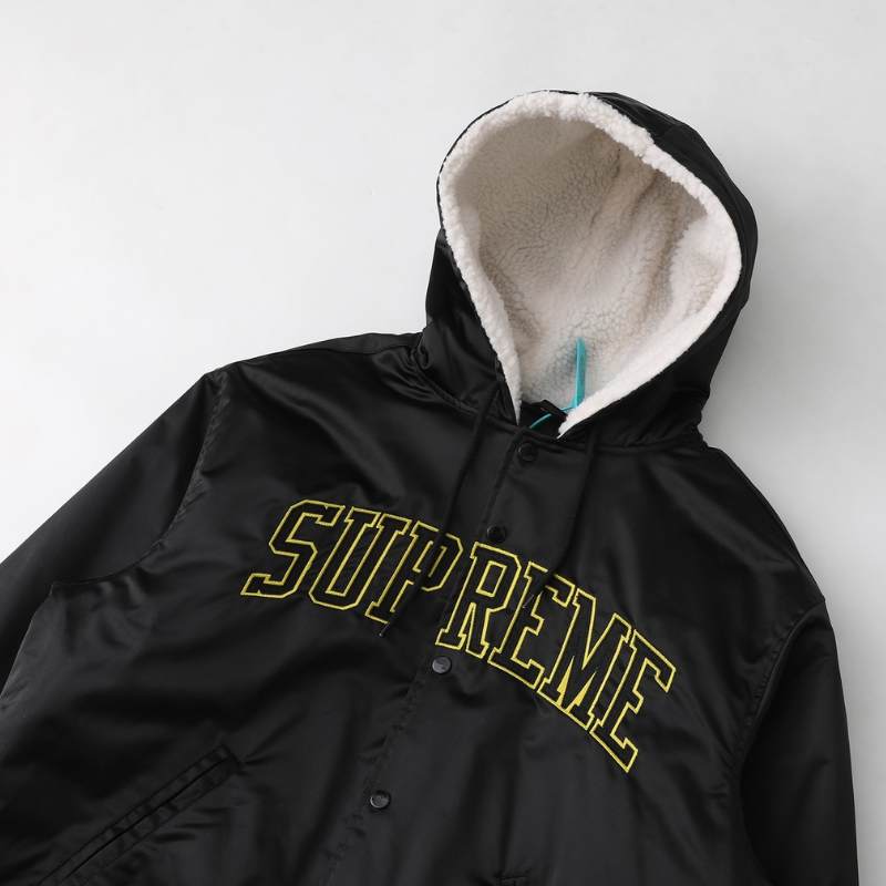 Jaqueta Supreme x Mitchell & Ness Varsity Satin Black