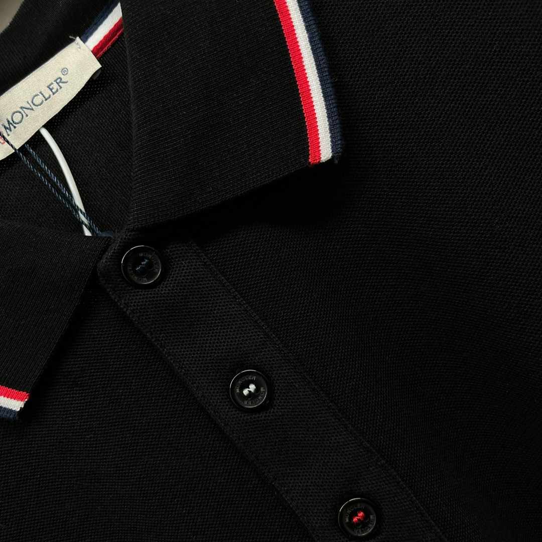 Camiseta Moncler Rib Polo Preta