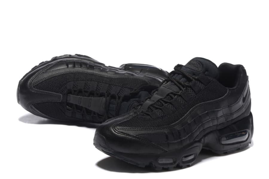Nike Air Max 95 Triple Black