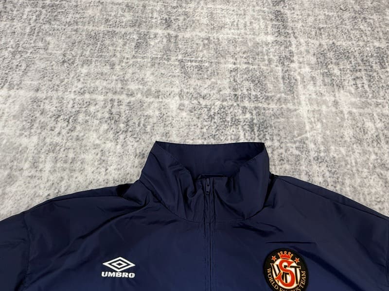 Jaqueta Supreme x Umbro Gradient Track Blue