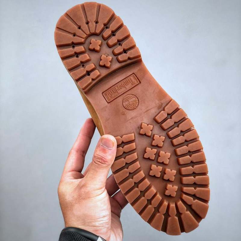 Bota Timberland 6 x A Bathing Ape x Undefeated