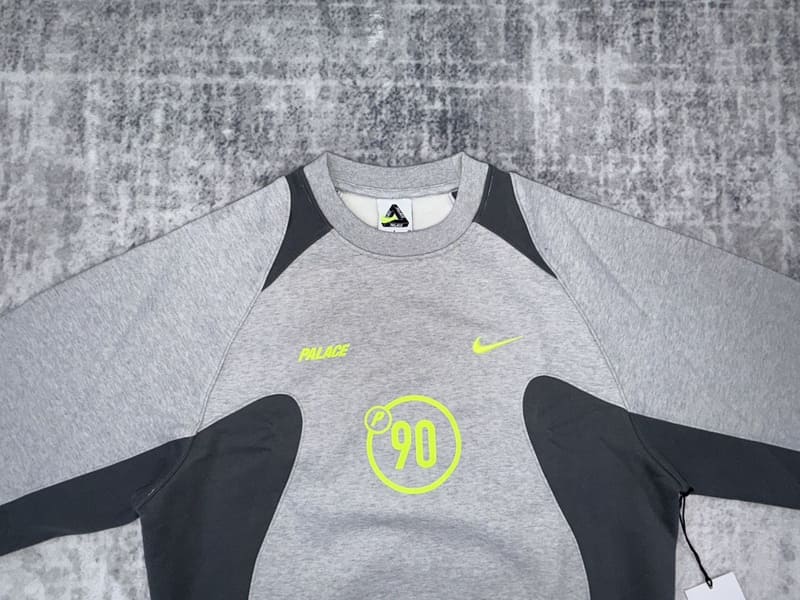 Moletom Palace x Nike Crewneck Total P90 Cinza