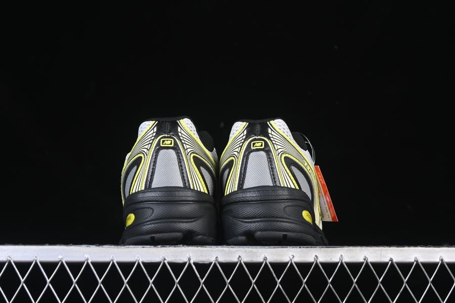 New Balance 740 Phantom Firefly