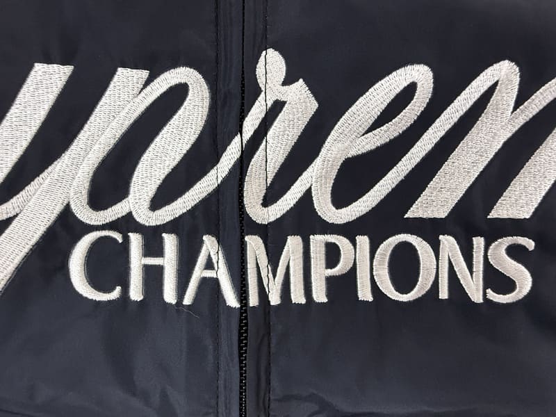 Jaqueta Supreme x Umbro Gradient Track Black