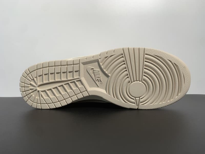 Nike Dunk Low SE Sashiko Light Orewood Brown