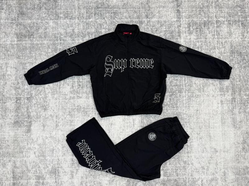 Conjunto Supreme OLD English Track Black