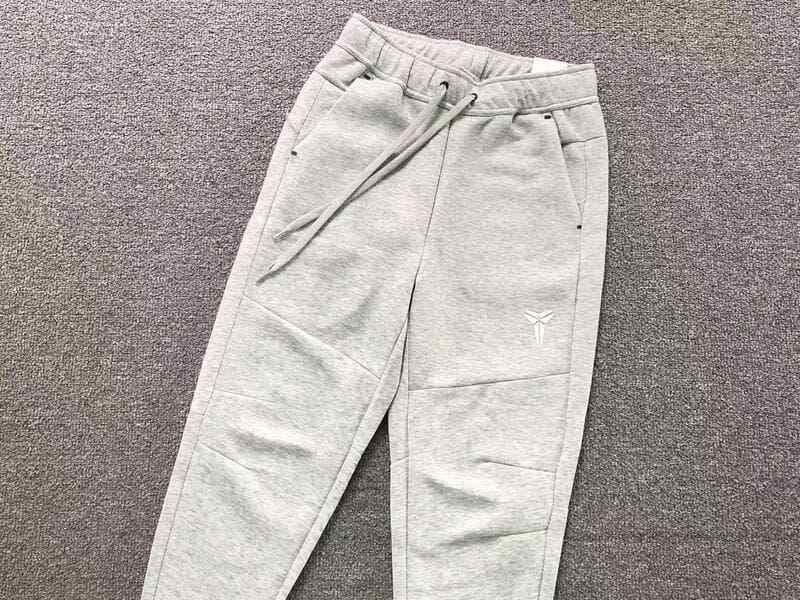 Conjunto Nike tech Fleece Kobe Bryant Cinza