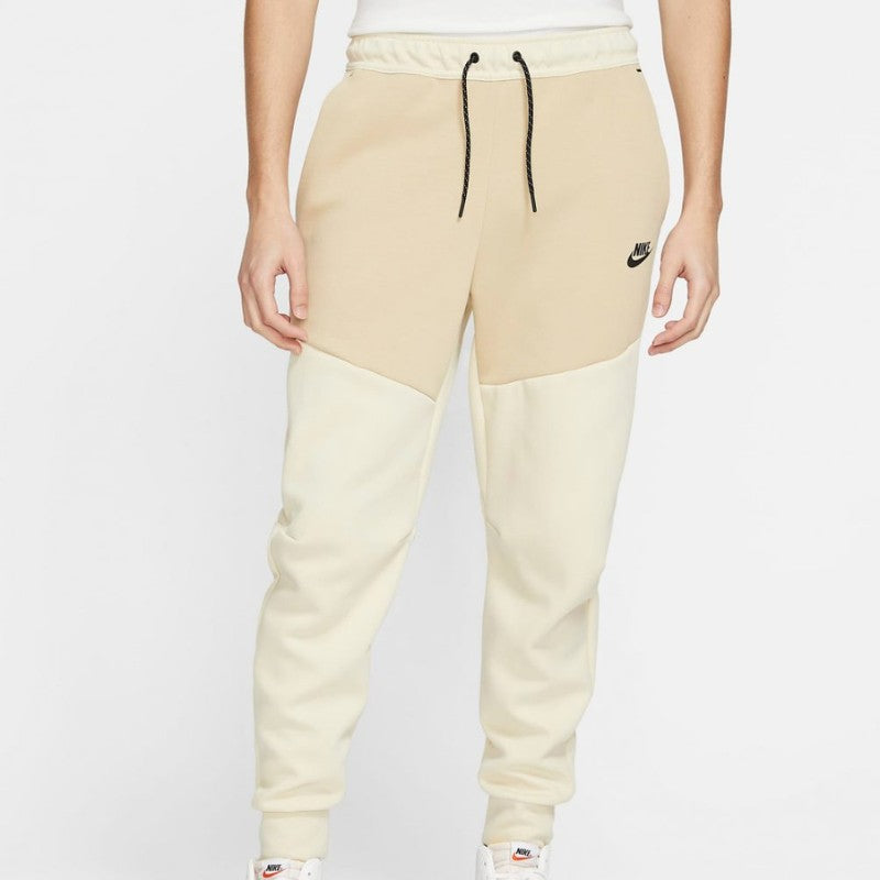 Pronta Entrega - Calça Nike Tech Fleece Creme
