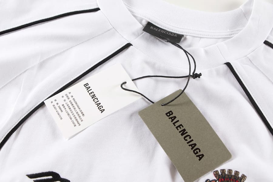 Camisa Balenciaga Soccer Tokyo #10