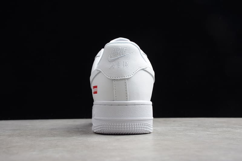 Air Force 1 x Supreme