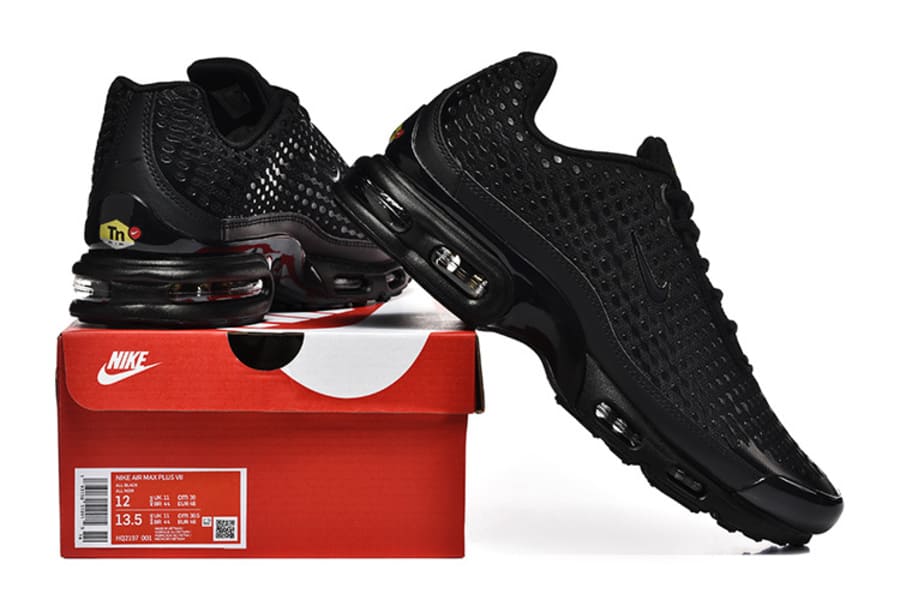 Air Max Plus 7 Triple Black