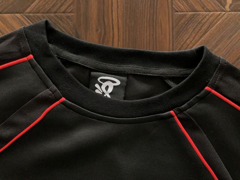 Conjunto Syna World Perforated Perfomance Black Red