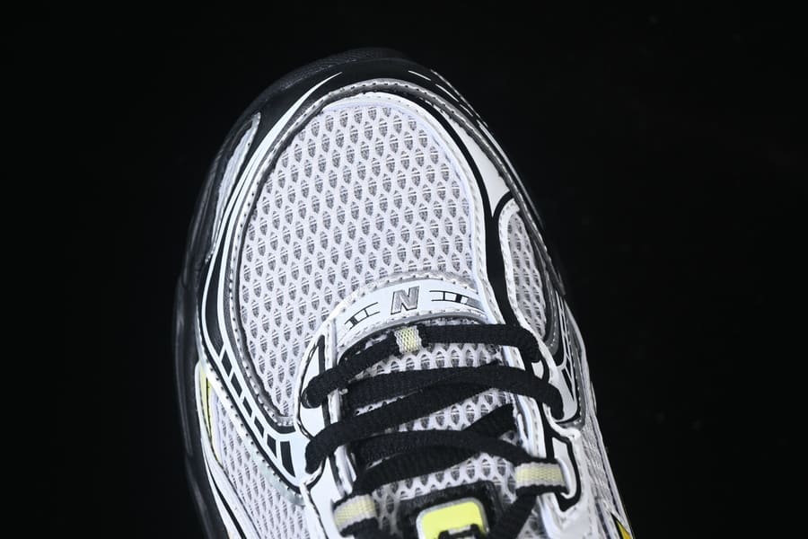 New Balance 740 Phantom Firefly
