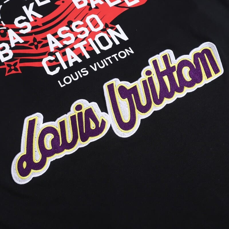 Pronta Entrega - Camiseta Louis Vuitton x NBA Crossover Round Neck Printing
