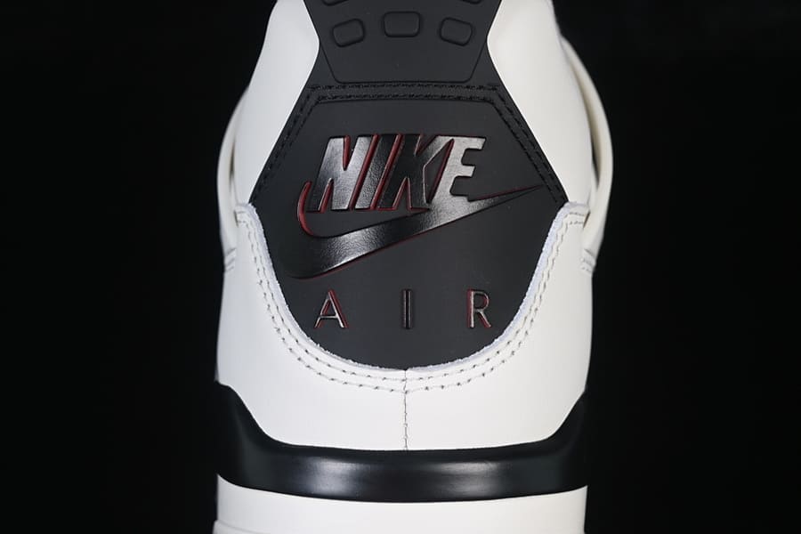 Air Jordan 4 OG Flight Club