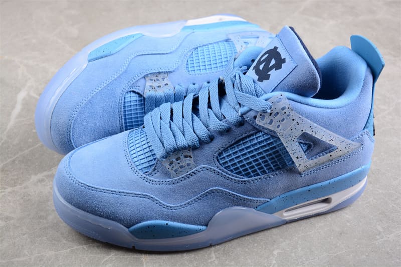 Air Jordan 4 Retro 'UNC' PE