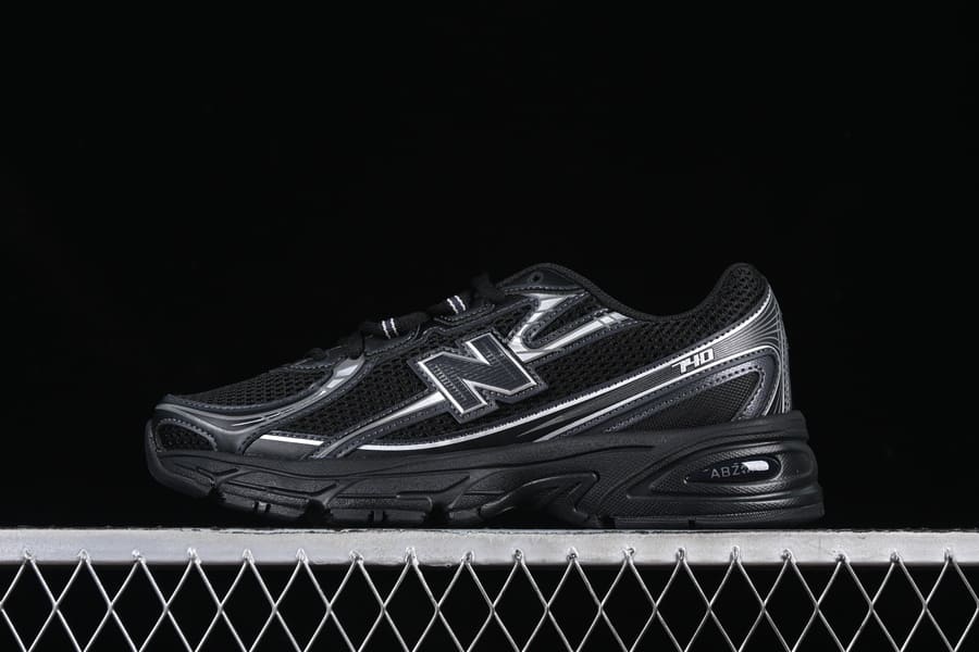 New Balance 740 Black Grey Silver