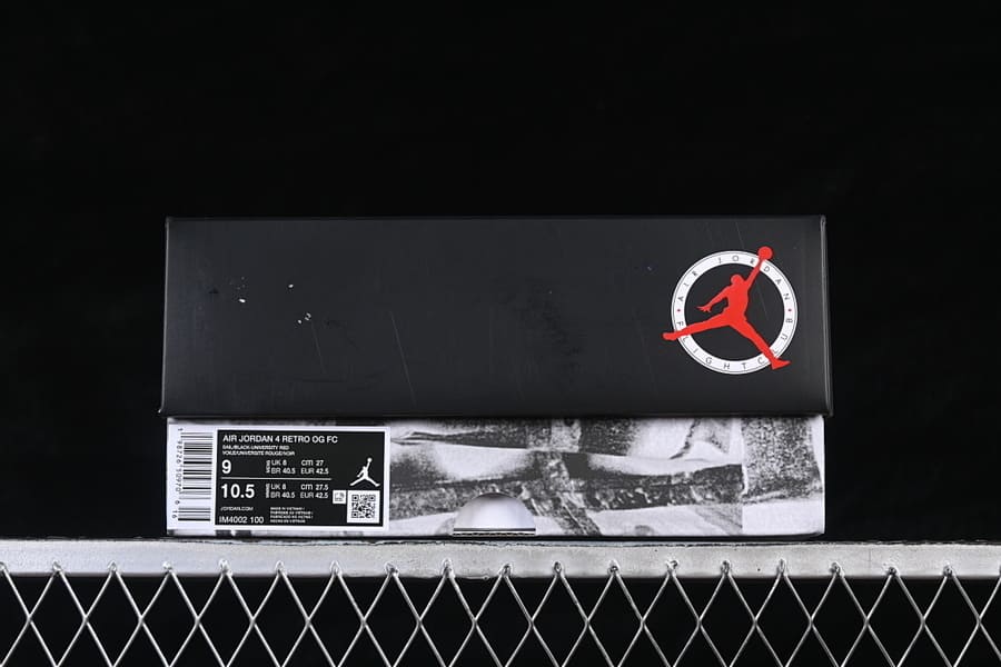 Air Jordan 4 OG Flight Club