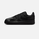Kobe Bryant x Nike Air Force 1 Low Triple Black