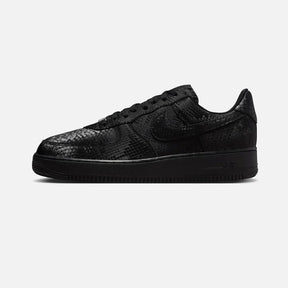 Kobe Bryant x Nike Air Force 1 Low Triple Black