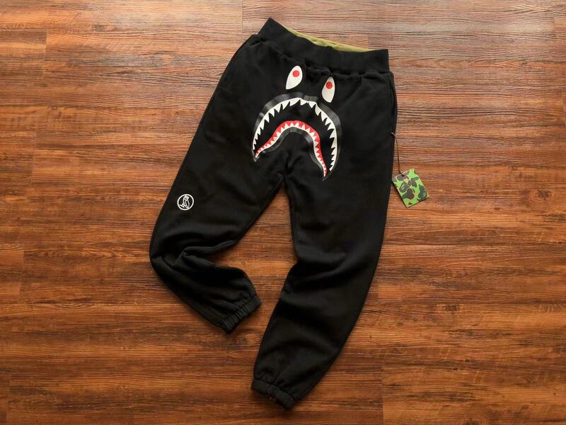 Calça Dulpa Face BAPE x OVO