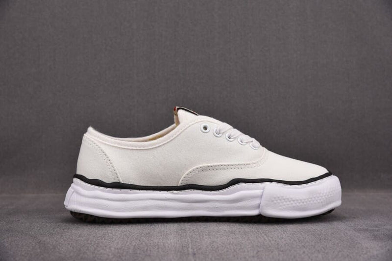 Maison Mihara Yasuhiro Baker OG Sole Canvas Low White