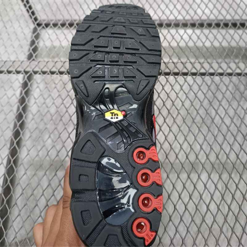 Pronta Entrega - Air Max TN Plus Black Red