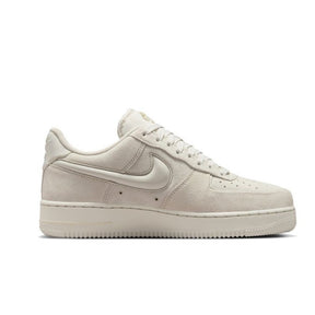 Air Force 1 Low Suede Glossy Light Bone