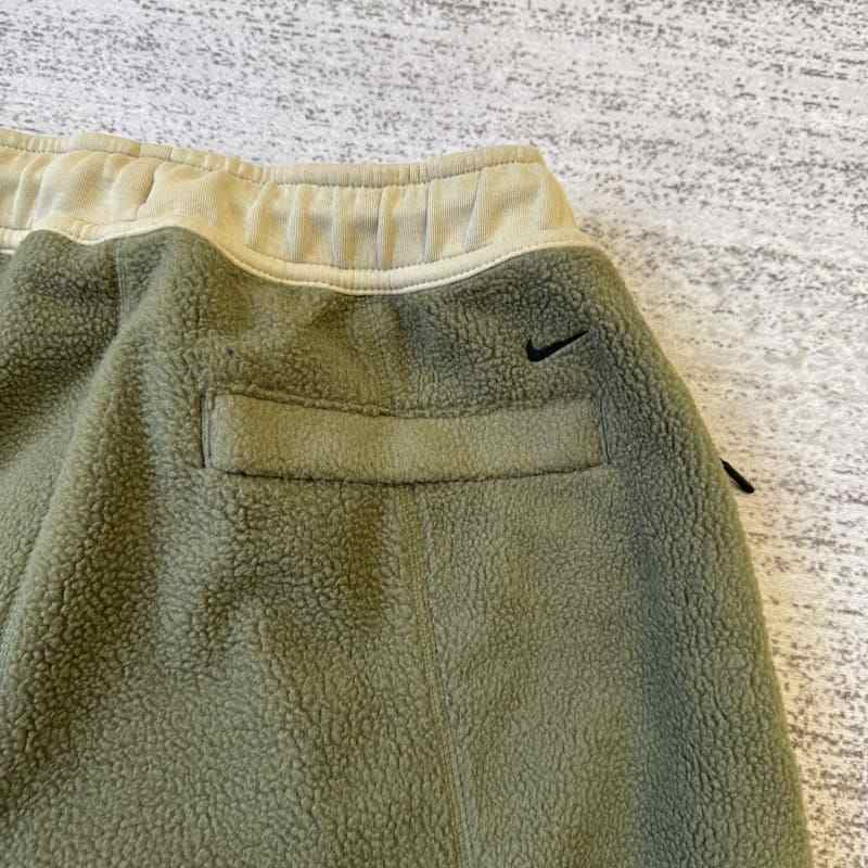 Conjunto Nike tech boreas Oversized Desert