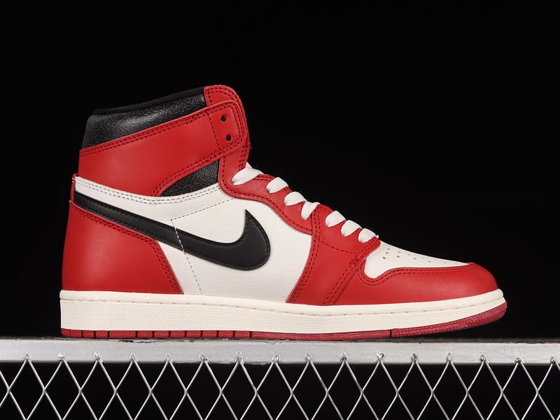 Air Jordan 1 High Chicago Lost and Found