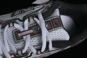 New Balance 740 White Red