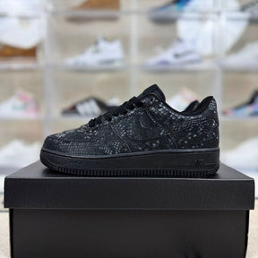 Kobe Bryant x Nike Air Force 1 Low Triple Black