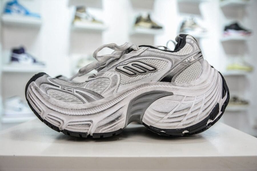 Balenciaga 10XL Sneackers Cinza