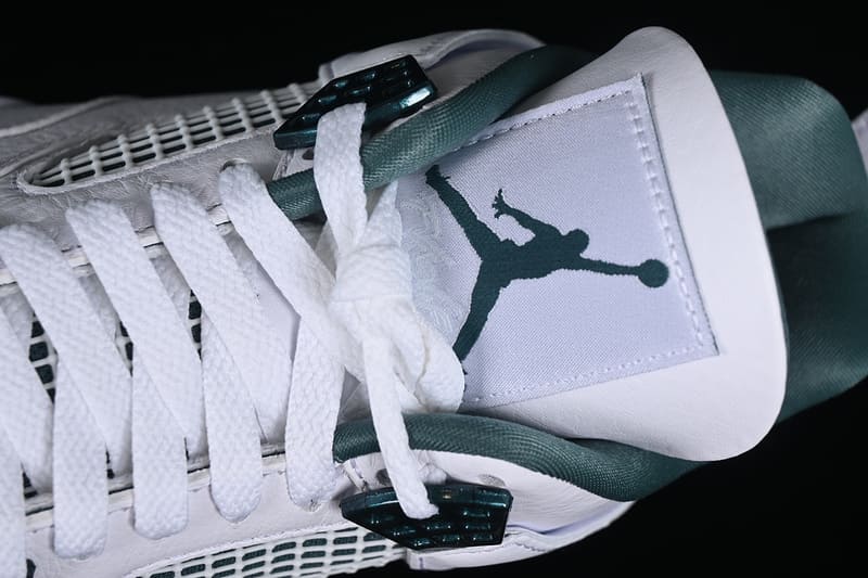 Air Jordan 4 Retro Oxidized Green