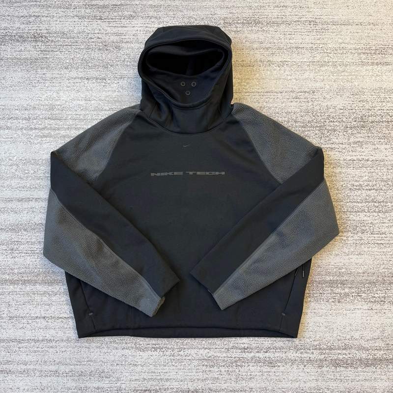 Conjunto Nike tech boreas Oversized Black