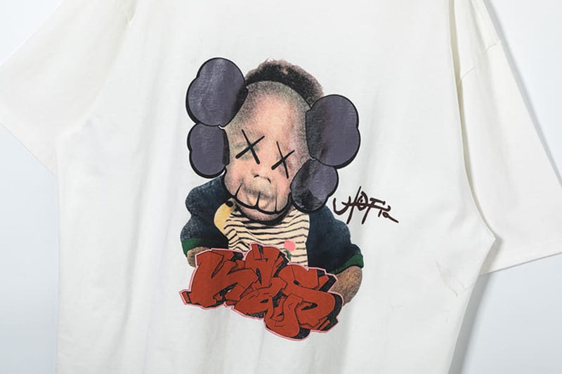 Camiseta Travis Scott x KAWS