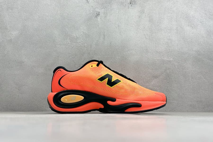 New Balance AC Runner Tangerine Heat White Peach