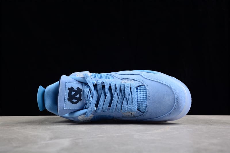 Air Jordan 4 Retro 'UNC' PE