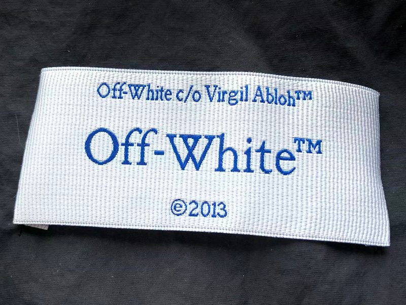 Jaqueta Off-White Twill Arrow Pattern Zipper Black