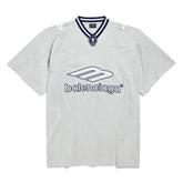 Camiseta Balenciaga Football V-neck Oversized Cinza