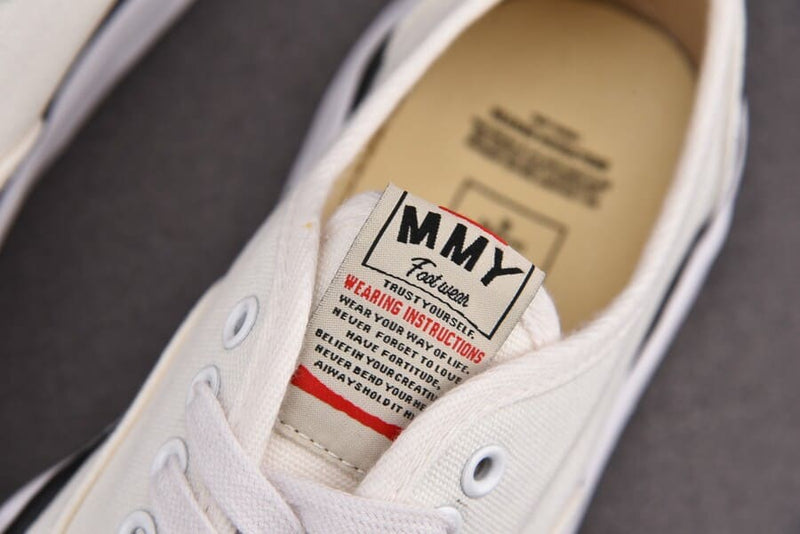 Maison Mihara Yasuhiro Baker OG Sole Canvas Low White