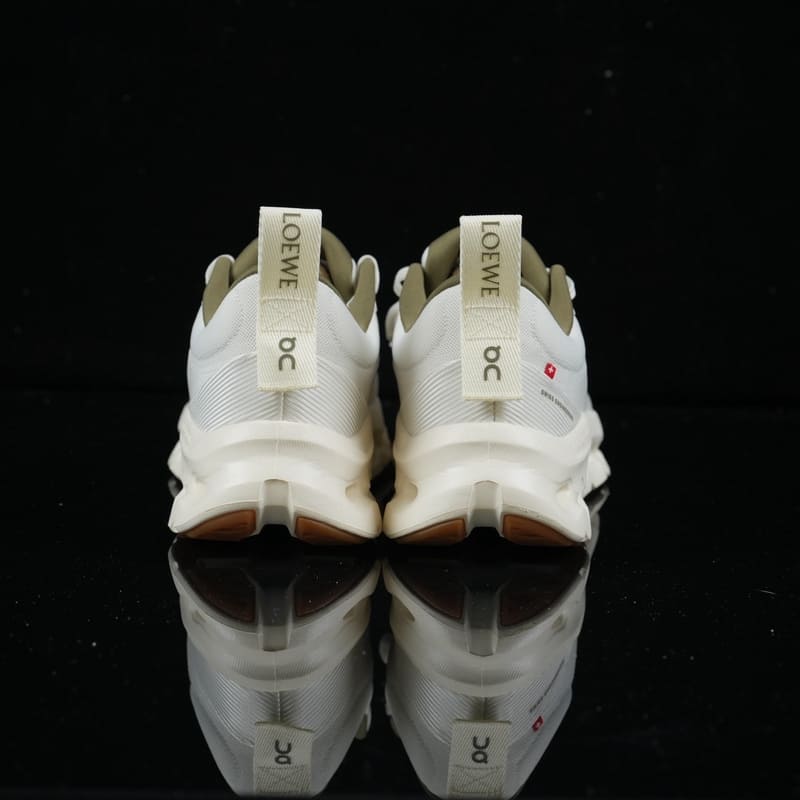 On Cloudtilt 2 x Loewe White/Khaki