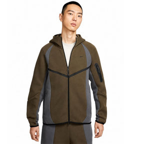 Conjunto Nike Tech Fleece Pro Wear Marrom