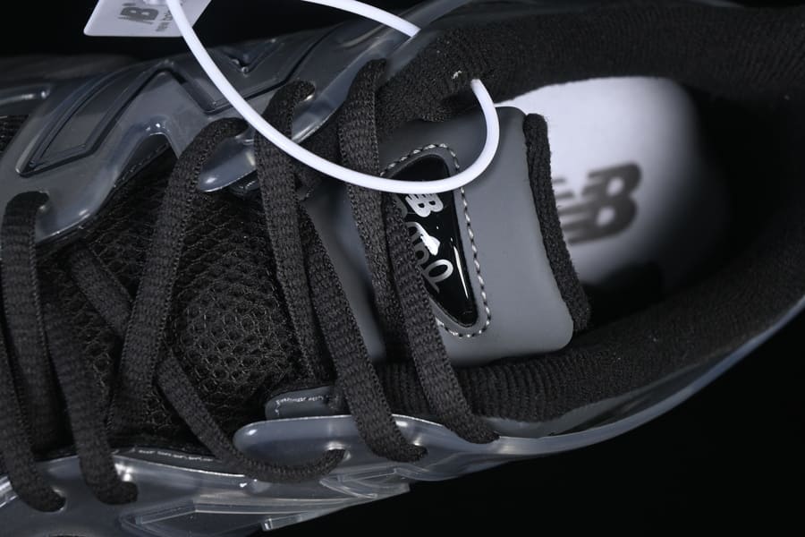 New Balance 9060x Caged "Silver Metallic"