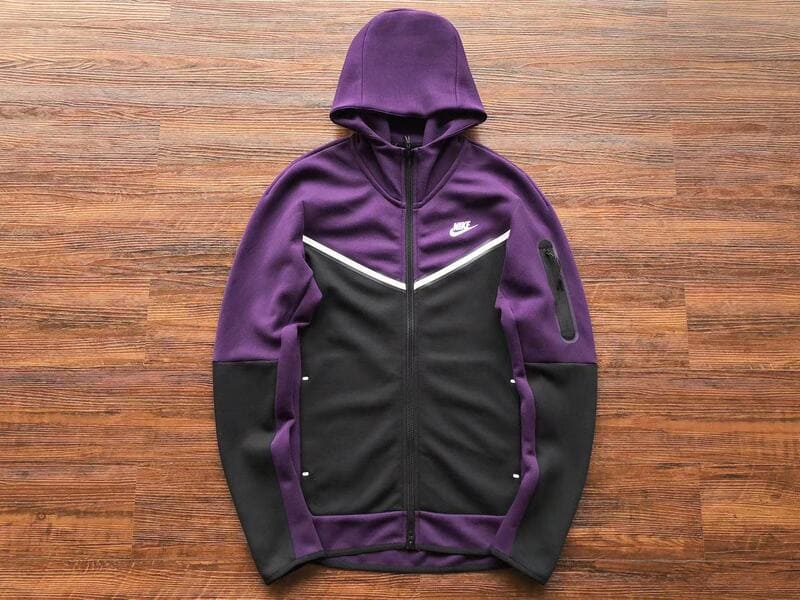 Conjunto Nike Tech Fleece Roxo/Preto